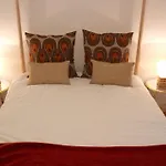 Lisbon Coral Apartment